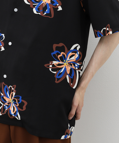 B.C STOCK（ベーセーストック）の「FLOWER ART オープンカラーシャツ（シャツ/ブラウス・メンズ・グリーン/ホワイト/ブラック・MEDIUM/LARGE）」の15枚目の写真