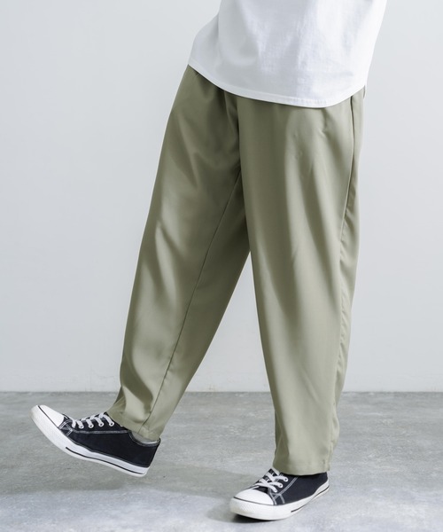 Rocky Monroe(ロッキーモンロー)の「ワイドシルエット タック テーパードスラックスパンツ(スラックス・メンズ・ブルーグレー/ブラック/ライトカーキ/ブラウン/グレイッシュベージュ/ネイビー/チャコール/オフホワイト/グレー・L/XL/M)」の9枚目の写真