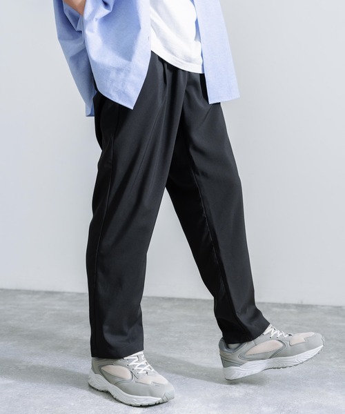 Rocky Monroe(ロッキーモンロー)の「ワイドシルエット タック テーパードスラックスパンツ(スラックス・メンズ・ブルーグレー/ブラック/ライトカーキ/ブラウン/グレイッシュベージュ/ネイビー/チャコール/オフホワイト/グレー・L/XL/M)」の14枚目の写真