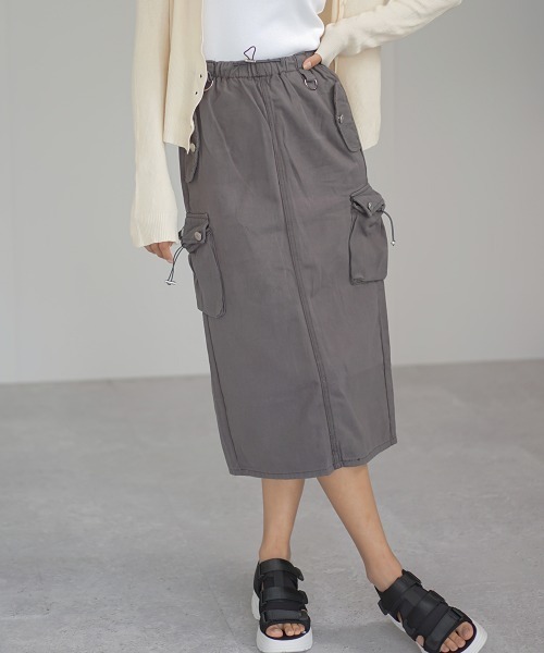 Auntie Rosa(アンティローザ)の「コットンツイルロングカーゴスカート(スカート・レディース・チャコールグレー/グレー・MEDIUM/LARGE/SMALL)」の6枚目の写真