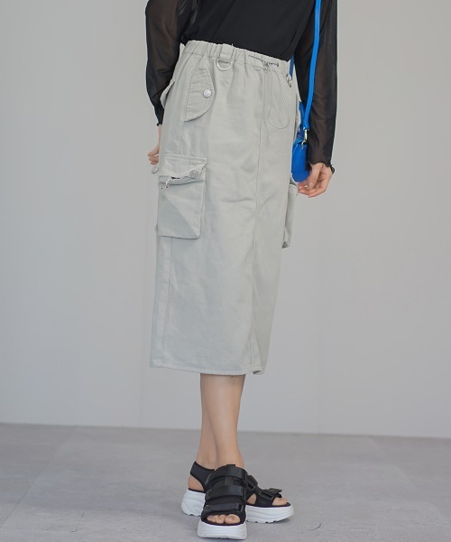 Auntie Rosa(アンティローザ)の「コットンツイルロングカーゴスカート(スカート・レディース・チャコールグレー/グレー・MEDIUM/LARGE/SMALL)」の13枚目の写真