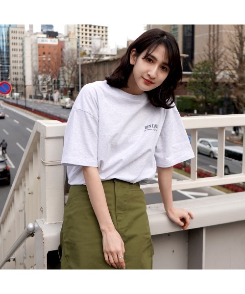 BEN DAVIS(ベンデイビス)の「《BEN DAVIS》 LADIES PRINT TEE/抗菌防臭(Tシャツ/カットソー・レディース・ホワイト/アッシュグレー・FREE)」の3枚目の写真