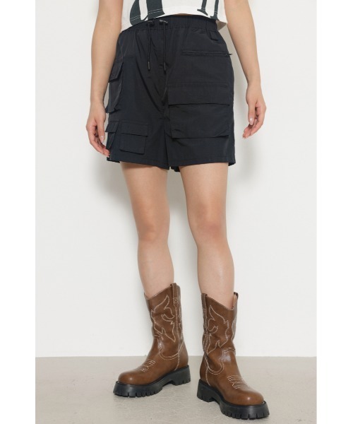 LAGUA GEM（ラグアジェム）の「POCKET ナイロンショートパンツ（その他パンツ・レディース・アイボリー/ブラック/ダークカーキ・SMALL/MEDIUM）」の9枚目の写真