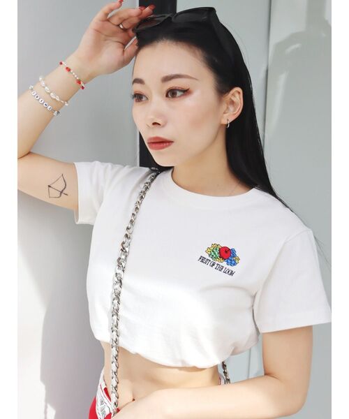 FRUIT OF THE LOOM（フルーツオブザルーム）の「【10周年記念】FRUIT OF THE LOOM コラボショートＴシャツ（Tシャツ/カットソー・レディース・ホワイト/ブラック・FREE）」の13枚目の写真