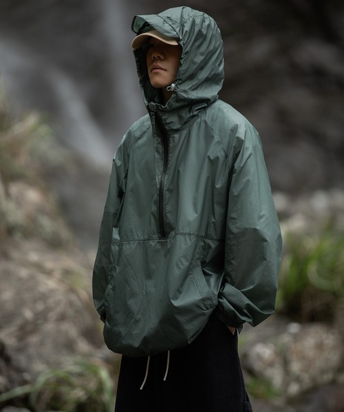 HOOK（フック）の「【HOOK】軽量UVカットハーフジップマウンテンパーカー（マウンテンパーカー・メンズ・ベージュ/ダークグリーン/パープル/ライトグレー・L/XL/M）」の4枚目の写真