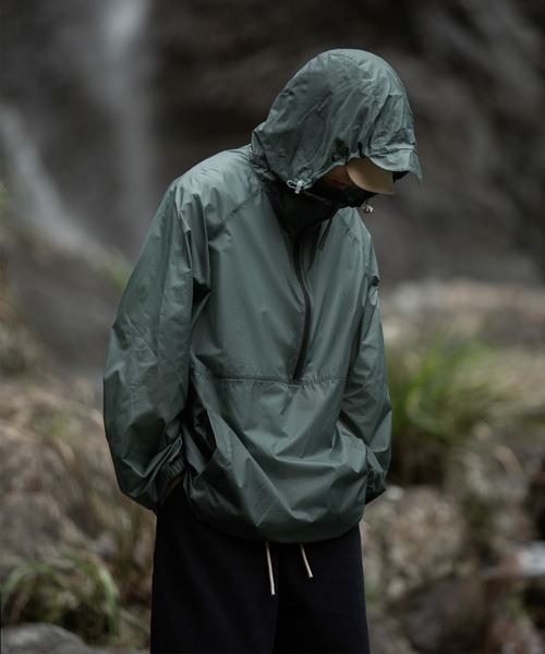 HOOK（フック）の「【HOOK】軽量UVカットハーフジップマウンテンパーカー（マウンテンパーカー・メンズ・ベージュ/ダークグリーン/パープル/ライトグレー・L/XL/M）」の14枚目の写真