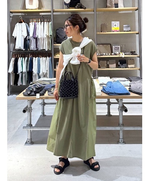 niko and（ニコアンド）の「ナイロンポケットフレアワンピース