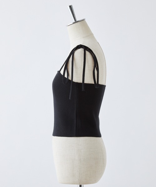 one after another NICE CLAUP（ワンアフターアナザーナイスクラップ）の「リボンニットキャミビスチェ（キャミソール・レディース・ライトブルー/ブラック/アイボリー/レッド・FREE）」の17枚目の写真