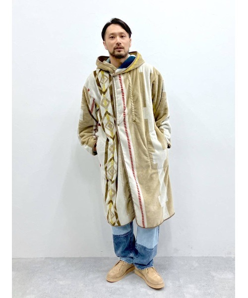BAYFLOW（ベイフロー）の「[首元までしっかり暖かい]BF着るブランケット 23AW（ブランケット・レディース・パープル系/ベージュ系/サックスブルー系・0）」の17枚目の写真
