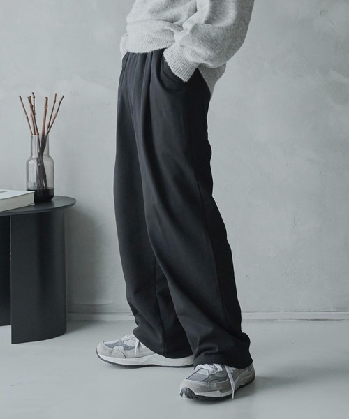 スウェットリメイク　ワイドストレートスウェットパンツ SINSS（シンス）の「（販売中止）Wide straight sweatpants