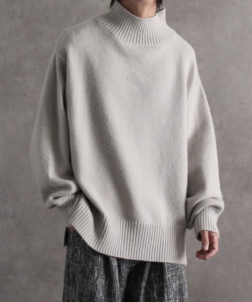 welise（ウェライズ）の「【welise/ウェライズ】【アンチピリング/形状維持/ウォッシャブル/イージーケア】サイドスリット オーバーサイズハイネックニット（ニット/セーター・メンズ・ワイン/チャコールグレー/ダークブラウン/ライトグレー/アイボリー/ベージュ系・S/XL/M/L）」の3枚目の写真