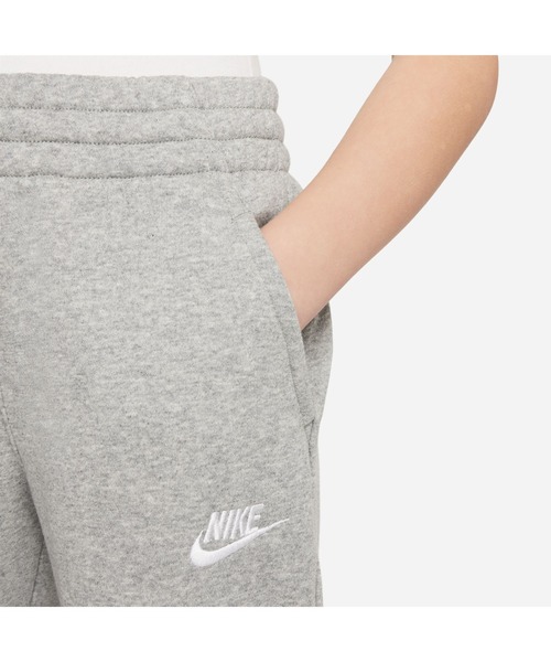 NIKE(ナイキ)の「ナイキ NIKE ナイキ YTH NSW クラブ FT LBR ジョガー パンツ(スウェットパンツ・キッズ・ブラック/グレー・130cm/150cm/160cm/140cm)」の9枚目の写真