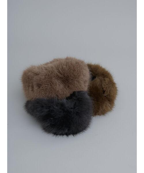 Te chichi（テチチ）の「ファーティペット（ストール/ショール・レディース・カーキ/ベージュ/チャコールグレー/オフホワイト・F）」の9枚目の写真