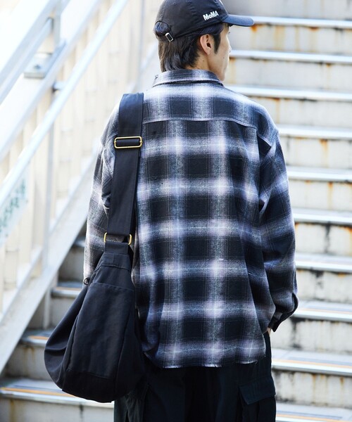 FREAK'S STORE(フリークスストア)の「FREAK’S STORE/フリークスストア ダメージ チェックネルシャツ リラックスフィット/オンブレチェック(シャツ/ブラウス・メンズ・ブラック/グリーン/ブルー・LARGE/MEDIUM)」の7枚目の写真