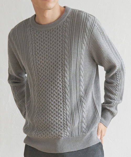 ikka(イッカ)の「抗菌アランケーブルリサイクルニット(ニット/セーター・メンズ・ネイビー/グリーン/オフホワイト/グレー/ワイン・XL/S/M/L)」の2枚目の写真