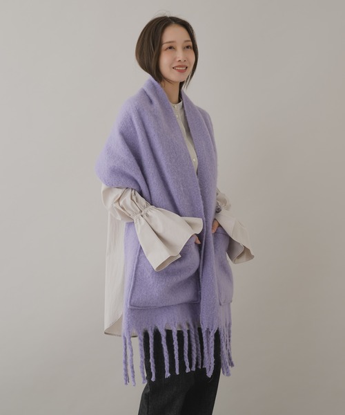 KATHARINE ROSS（キャサリンロス）の「【KATHARINE ROSS】WEB限定 ポケット付ボリュームストール（ストール/ショール・レディース・ホワイト/グレー/パープル・MEDIUM）」の21枚目の写真