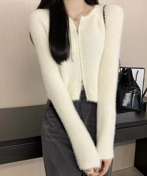 HALEY PESCA（ヘーリーペスカ）の「HALEY PESCA/ショート丈　シャギーダブルジップニット　パーカー　トップス（ニット/セーター・レディース・ブラック/アイボリー・FREE/MEDIUM/SMALL）」の4枚目の写真