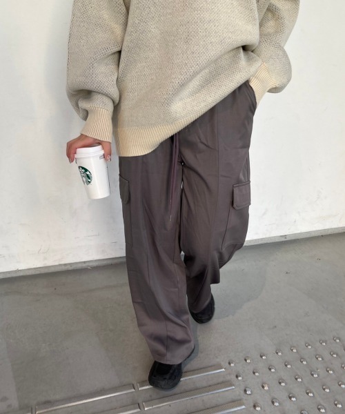 nemne store（ネンネストア）の「【低身長サイズあり】ウェストリボンカーゴスラックス（スラックス・レディース・グレー/ブラック・SMALL/MEDIUM）」の10枚目の写真