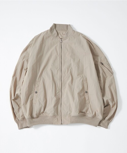 green label relaxing(グリーンレーベルリラクシング)の「【WEB限定】<GLR or>バルーン MA1 ジャケット(MA-1・メンズ・ブラック/ベージュ・L/M/S)」の9枚目の写真