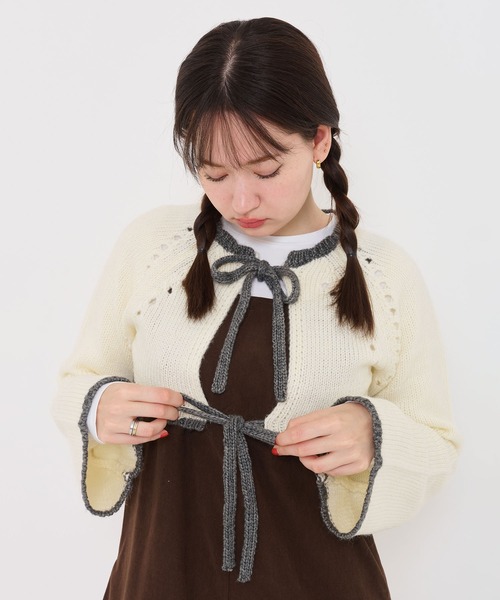 TINA:JOJUN(ティーナジョジュン)の「配色リボン ニットボレロ TINA:JOJUN(カーディガン/ボレロ・レディース・グレー/ホワイト/ブラウン・M)」の10枚目の写真