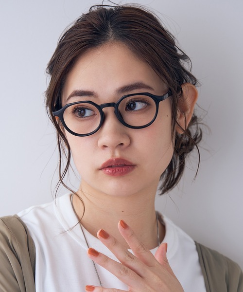 Zoff（ゾフ）の「ボストン型 メガネ｜クラウンパント｜CLASSIC（メガネ・レディース・ライトグレー/オリーブ/ブラック/ブラウン・FREE）」の2枚目の写真