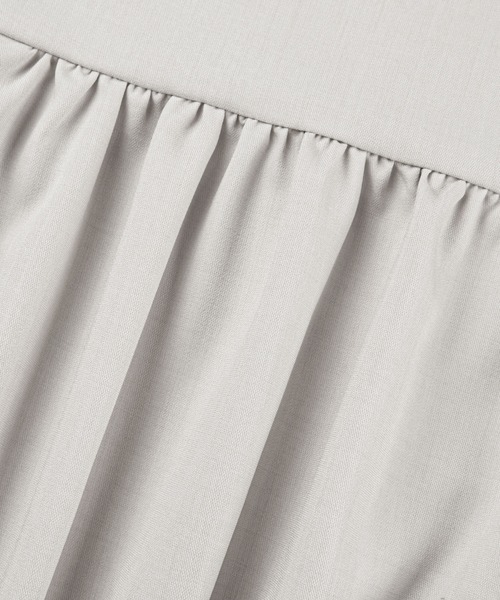 SAISON DE PAPILLON（セゾンドパピヨン）の「ウエストタックミモレ丈ワンピース（ワンピース・レディース・ベージュ/ブラック/グレー・S/M/L）」の12枚目の写真