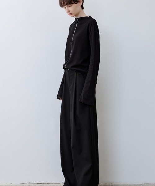 tageechita(タジチタ)の「【tageechita】カットオフボードネックラインデザインカットソー(Tシャツ/カットソー・レディース・ライトベージュ/ブラック・L/M/S)」の20枚目の写真