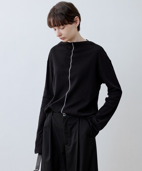 tageechita(タジチタ)の「【tageechita】カットオフボードネックラインデザインカットソー(Tシャツ/カットソー・レディース・ライトベージュ/ブラック・L/M/S)」の3枚目の写真