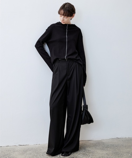 tageechita(タジチタ)の「【tageechita】カットオフボードネックラインデザインカットソー(Tシャツ/カットソー・レディース・ライトベージュ/ブラック・L/M/S)」の8枚目の写真