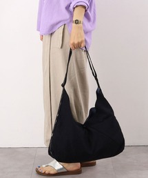 COOCO（クーコ）の「モノトーンロゴテープｘ軽量ナイロンワンショルダーバッグ／Ａ４対応（ショルダーバッグ）」