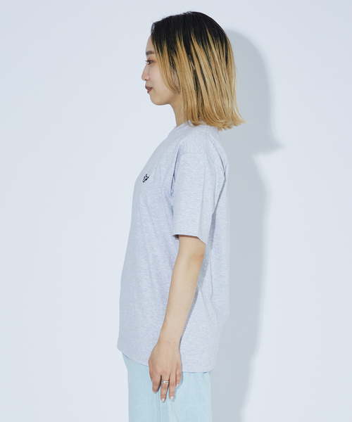 HANES(ヘインズ)の「【Hanes】 BEEFY-T(Tシャツ/カットソー・レディース・ホワイト/ライトグレー/ブラック・フリー)」の4枚目の写真