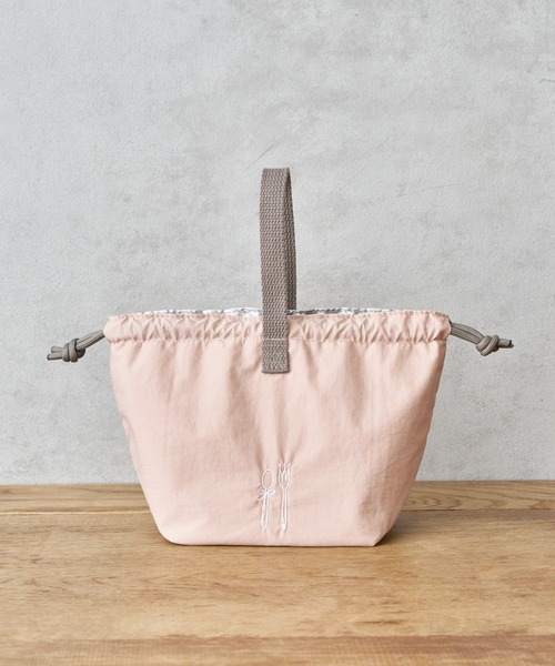 CUISINE HABITS（クイジーヌハビッツ）の「クイジーヌハビッツ 保冷おにぎり巾着（お弁当箱・レディース・ピンクベージュ/グレー・フリー）」の9枚目の写真