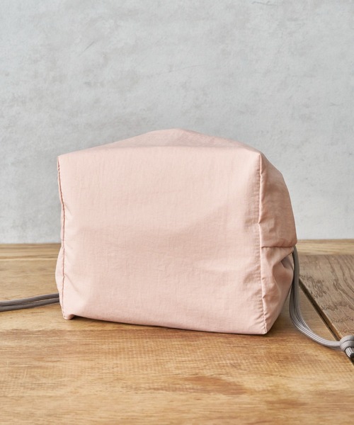 CUISINE HABITS（クイジーヌハビッツ）の「クイジーヌハビッツ 保冷おにぎり巾着（お弁当箱・レディース・ピンクベージュ/グレー・フリー）」の12枚目の写真