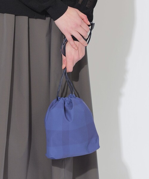 【セール】【リバーシブル】クレストブリッジチェックプリントリバーシブルショルダーバッグ（ショルダーバッグ）｜CB CRESTBRIDGE（シービークレストブリッジ） 6,050円
