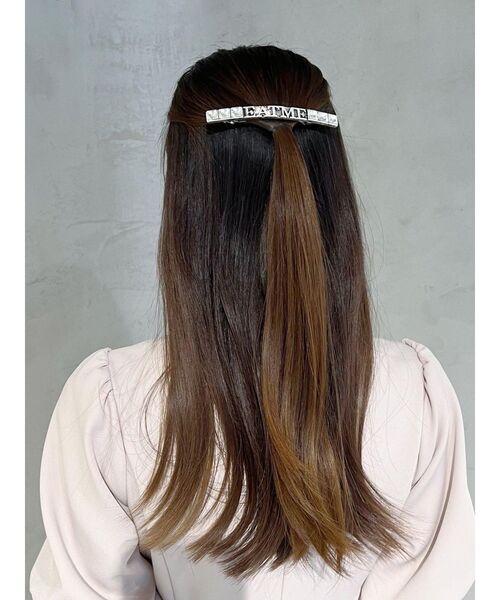 EATME（イートミー）の「ビジューバレッタ（バレッタ/ヘアクリップ・レディース・シルバー・FREE）」の3枚目の写真