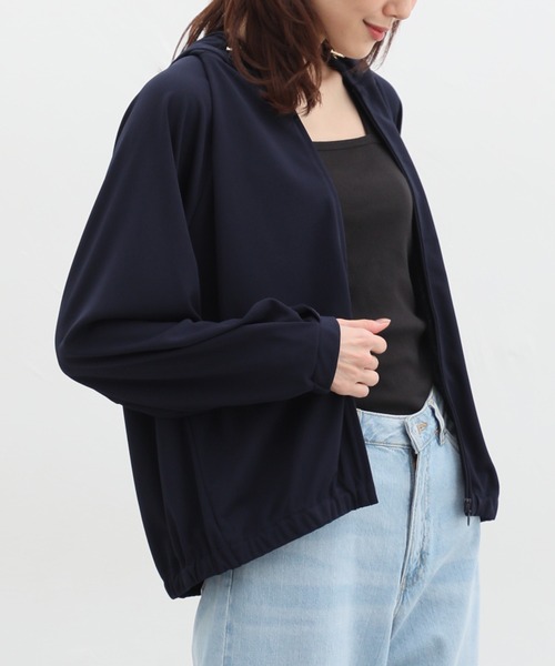 Honeys(ハニーズ)の「きれいめジップパーカー(パーカー・レディース・ピンク/ネイビー/アイボリー/ブラック/グレイッシュベージュ・S/M/L/LL)」の1枚目の写真