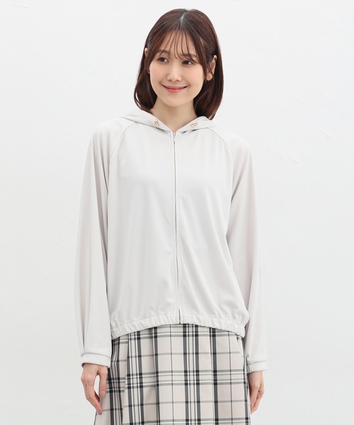Honeys(ハニーズ)の「きれいめジップパーカー(パーカー・レディース・ピンク/ネイビー/アイボリー/ブラック/グレイッシュベージュ・S/M/L/LL)」の11枚目の写真