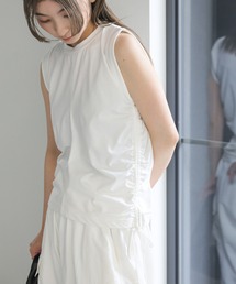サイドギャザーノースリーブTシャツ