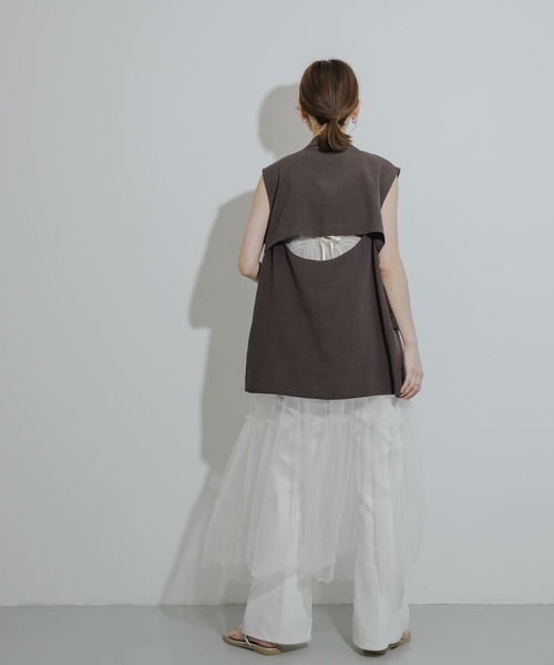 SENSE OF PLACE by URBAN RESEARCH（センスオブプレイスバイアーバンリサーチ）の「『UR TECH DRYLUXE』リネンライクバックデザインジレ（その他アウター・レディース・ライトベージュ/ブラック/ネイビー/ブラウン・ONE）」の16枚目の写真