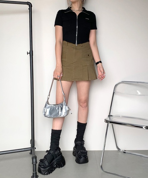 non-hedge(ノンヘッジ)の「ツイルプリーツミニスカートパンツ(スカート・レディース・キャメル/ベージュ/カーキ/オフホワイト/ブラック・M/S)」の14枚目の写真