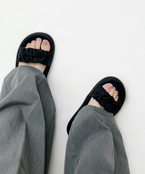 Sugar Sugar(シュガーシュガー)の「【SUGAR SUGARシュガーシュガー】くしゅくしゅ まあるい 厚底サンダル(9102)(サンダル・レディース・アイボリー/ブラック/ベージュ系その他・S/M/L/LL)」の18枚目の写真