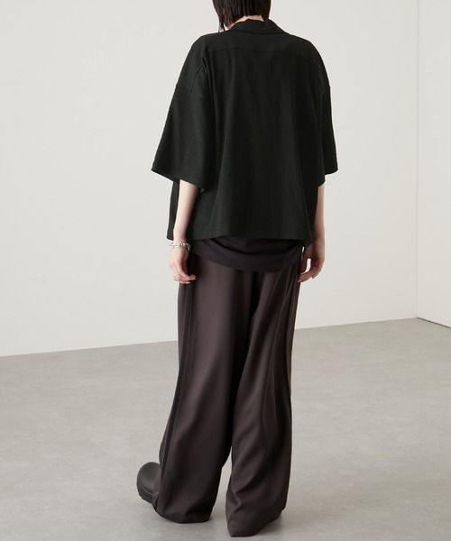 Alfred Alex（アルフレッドアレックス）の「【Alfred Alex】ランダムプリーツオーバーサイズオープンカラーシャツ/ショート丈（シャツ/ブラウス・メンズ・ブラック/グレイッシュブルー/チャコール/グレー/ワイン・M/L/S）」の10枚目の写真