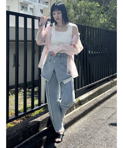 MURUA（ムルーア）の「【SET UP対応】スカートレイヤードデニム（デニムパンツ・レディース・ライトブルー/ブラック・2/1）」の5枚目の写真