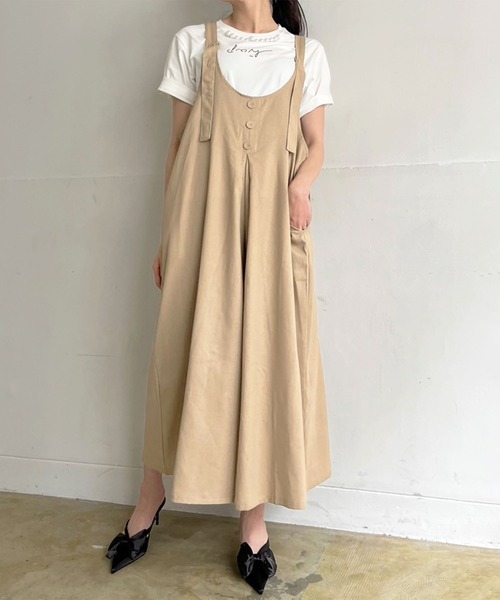 Jewelobe(ジュエローブ)の「フロントボタンタックルーズサロペット(サロペット/オーバーオール・レディース・ブラウン/ベージュ/ブラック/カーキ・FREE)」の5枚目の写真