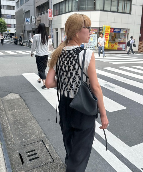feepur(フェピュール)の「マクラメフリンジビスチェ(ベスト・レディース・ブラック/アイボリー・MEDIUM)」の5枚目の写真