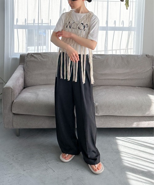 feepur(フェピュール)の「マクラメフリンジビスチェ(ベスト・レディース・ブラック/アイボリー・MEDIUM)」の21枚目の写真