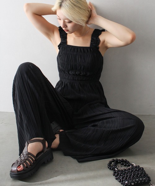 SpRay（スプレイ）の「ランダムプリーツサロペット（サロペット/オーバーオール・レディース・ベージュ/ブラック/グレー・FREE）」の12枚目の写真