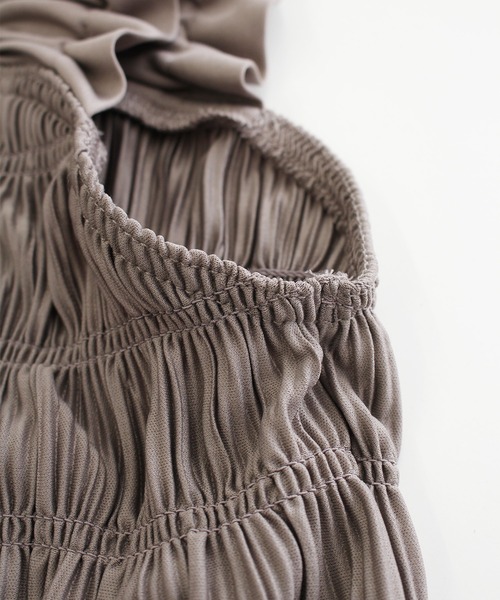 SpRay（スプレイ）の「ランダムプリーツサロペット（サロペット/オーバーオール・レディース・ベージュ/ブラック/グレー・FREE）」の9枚目の写真