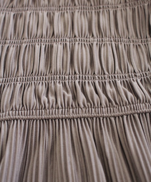 SpRay（スプレイ）の「ランダムプリーツサロペット（サロペット/オーバーオール・レディース・ベージュ/ブラック/グレー・FREE）」の7枚目の写真