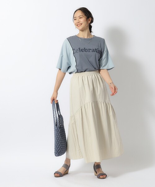 Cutie Blonde(キューティーブロンド)の「◆【洗える】リメイク風 切り替えTシャツ(Tシャツ/カットソー・レディース・ブルー系9/ホワイト系その他5/ブラック系4・04/02/03)」の11枚目の写真